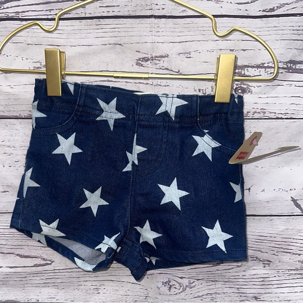 Levi’s Girls Star Printed Shorts Size 18 Months